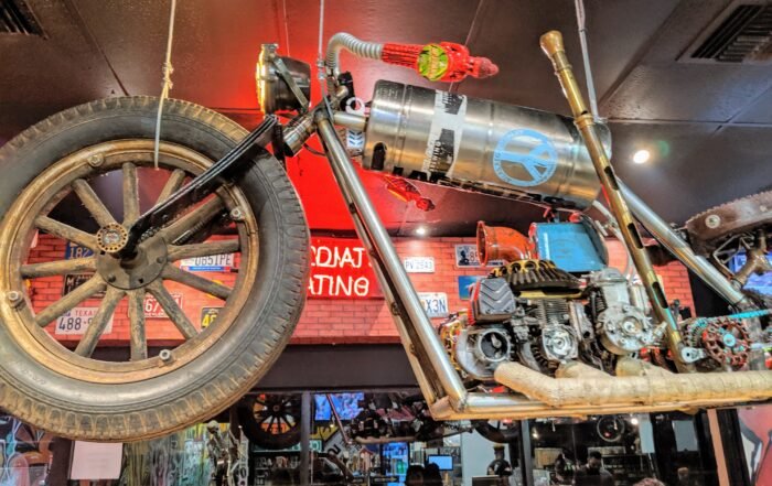 Decore inside Brgr Stop