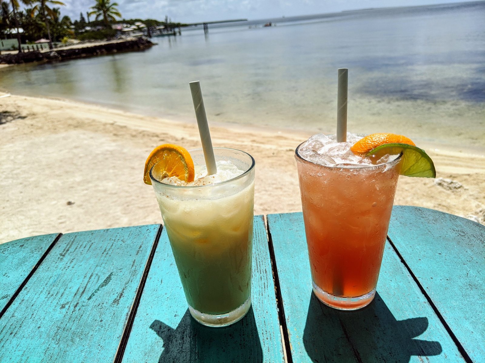 2 drinks on a table