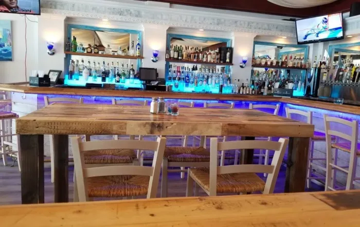 Fully stocked bar and lounge area