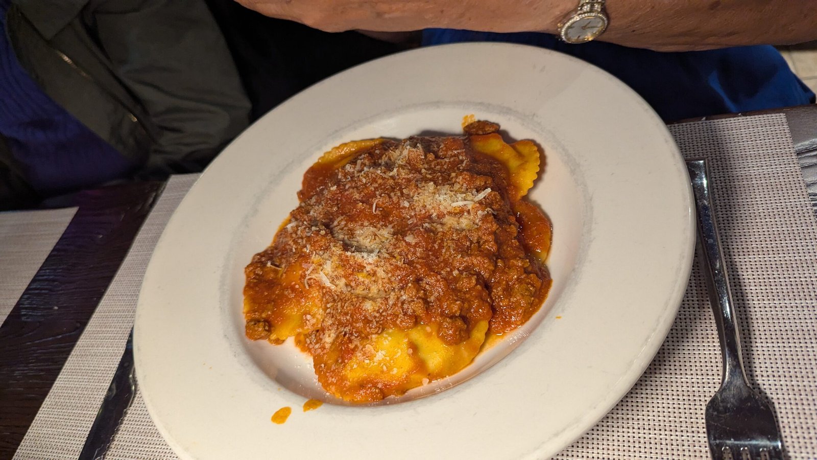 Spinach Ravioli with Meat Sauce