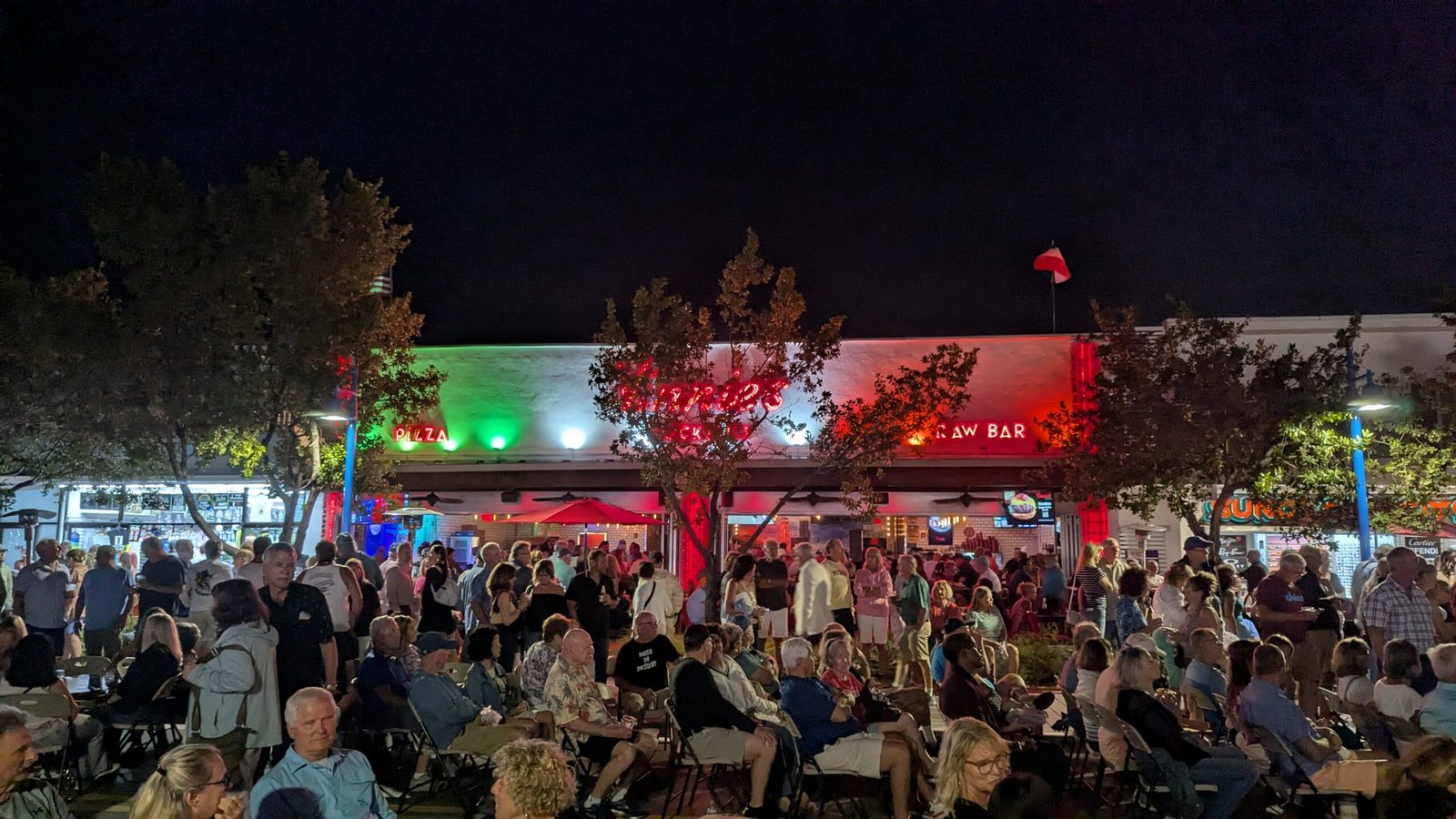 Dinner at Vinnie's By The Sea nad Band Night in LBTS