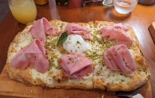 Mortadella Pinsa
