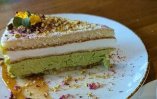 Pistachio ricotta cake